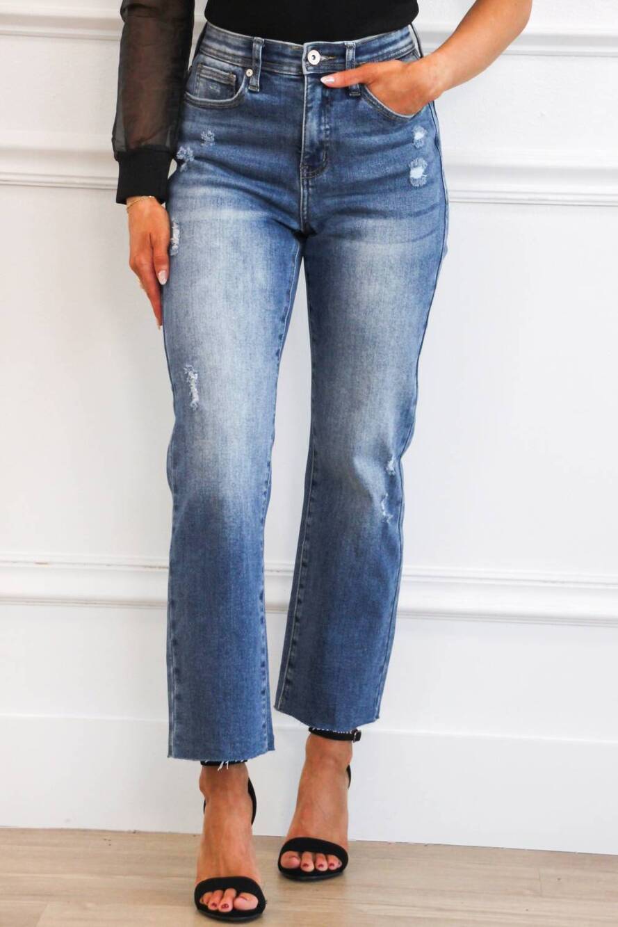 NEW SPECIAL A madelynn high waisted tummy control straight leg jeans in dark was